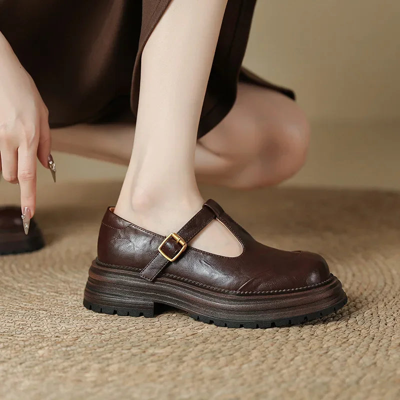 Mary Janes - Ponadczasowe Eleganckie Buty
